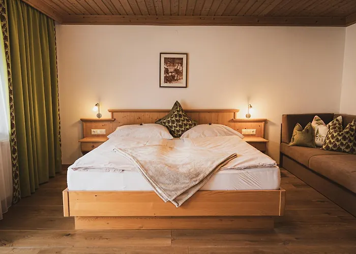 Apartament Gaestehaus Einoedberg